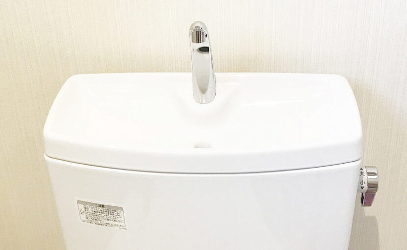 トイレのタンク配管からの水漏れ、パッキン交換で水漏れ解決！