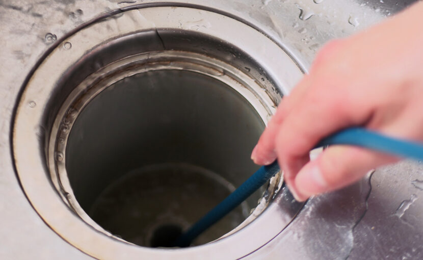 高圧洗浄機を使って排水管清掃
