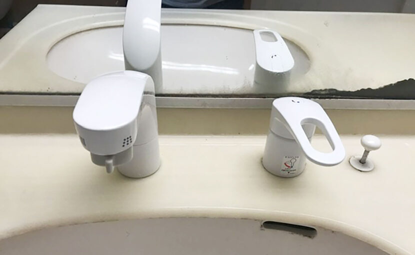 洗面台の蛇口から水漏れが止まらない、蛇口の交換修理