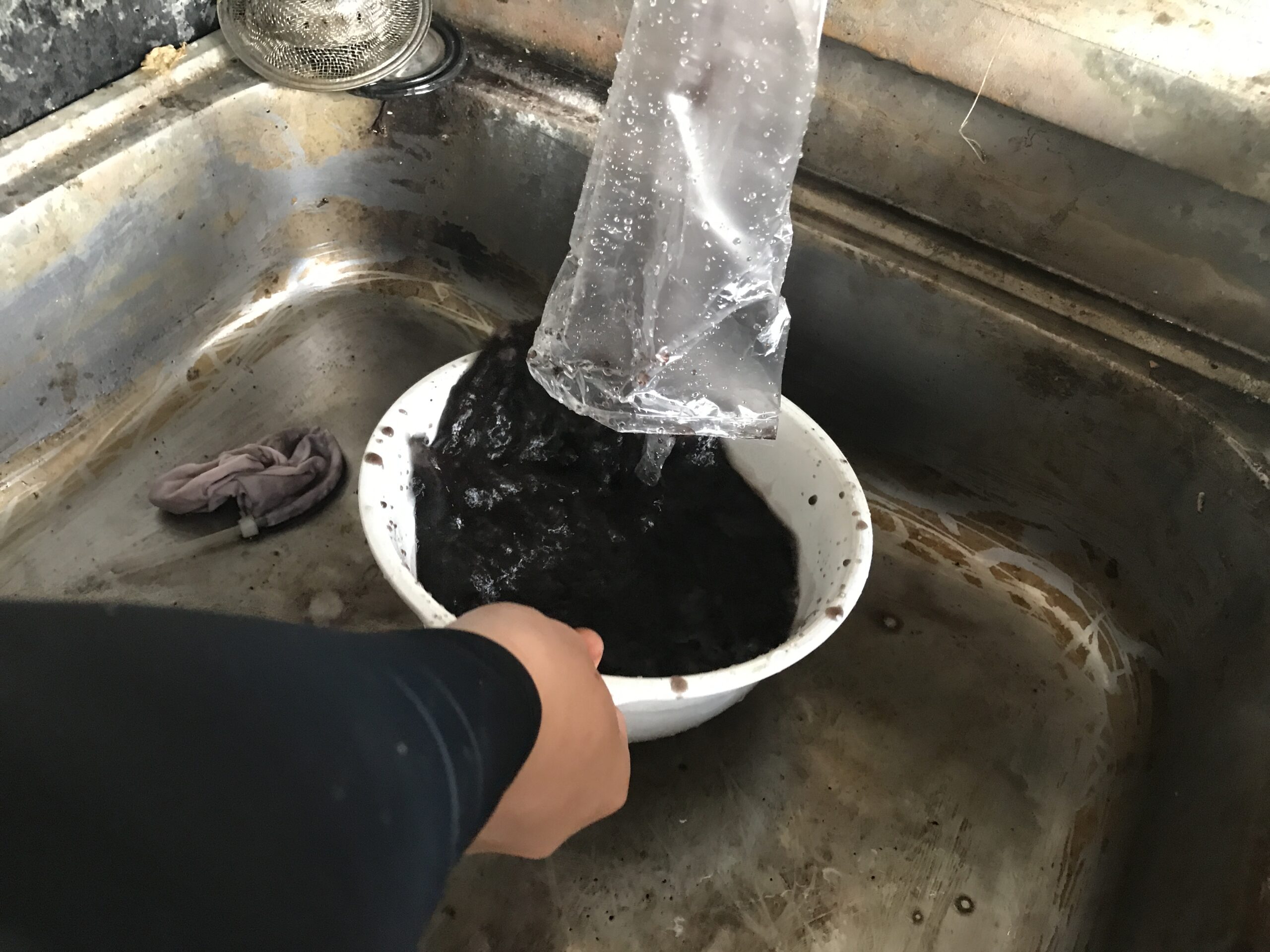 井戸水マンガン