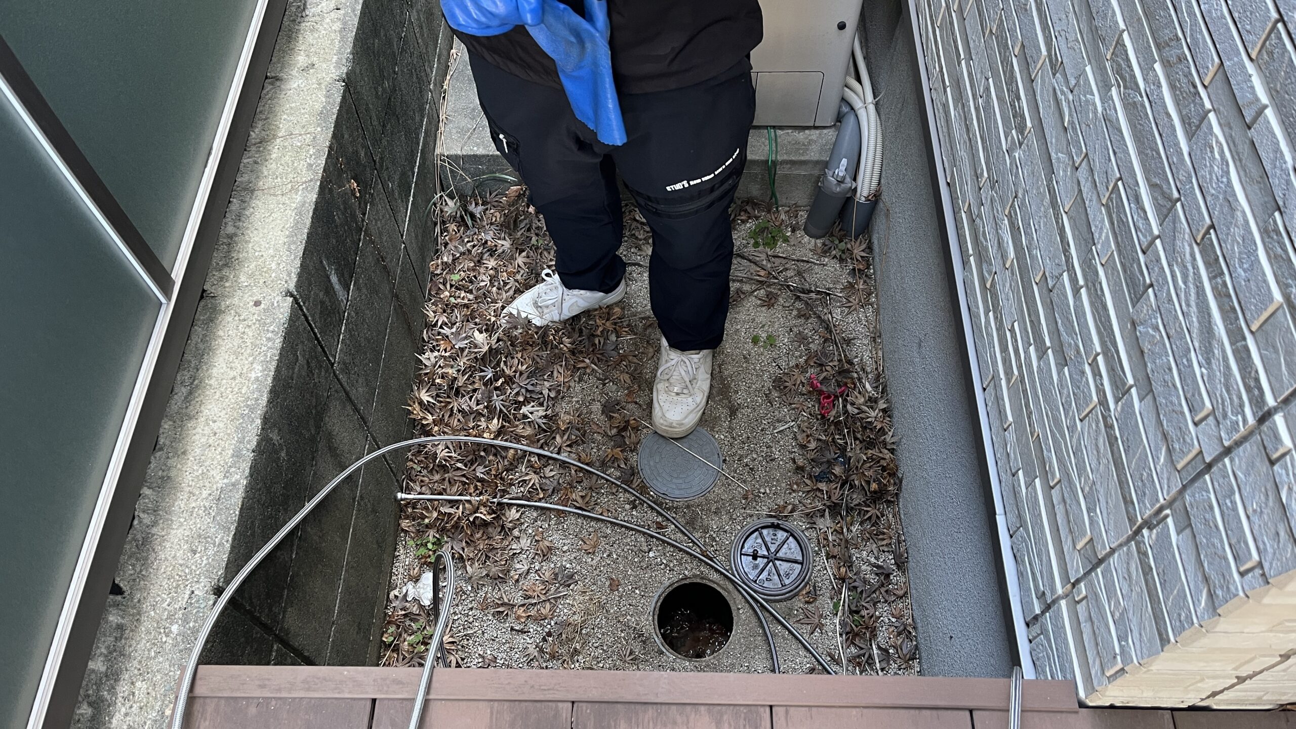 汚水管の高圧洗浄中