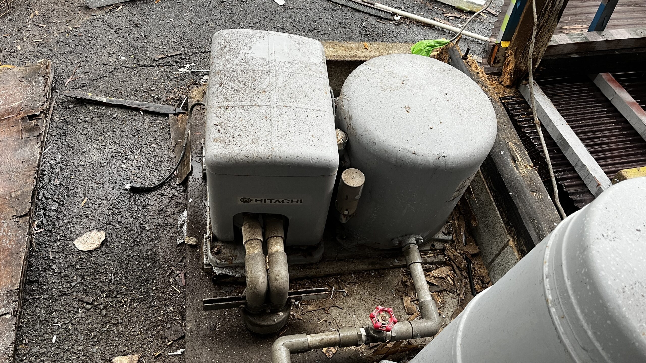 交換前の井戸ポンプ