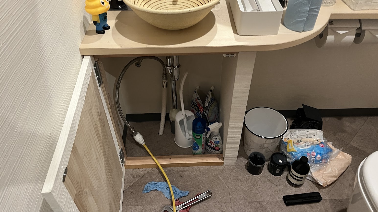 漏水調査トレーサーガス 水道管の漏水調査