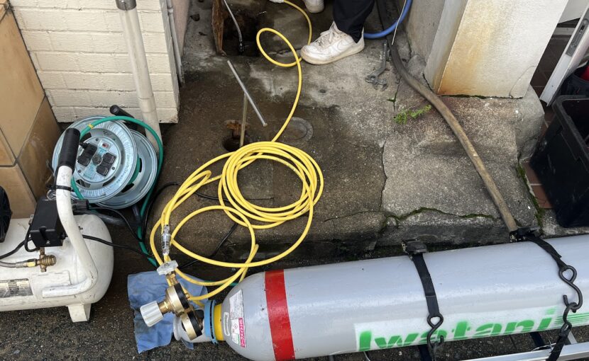 トレーサーガスで漏水調査